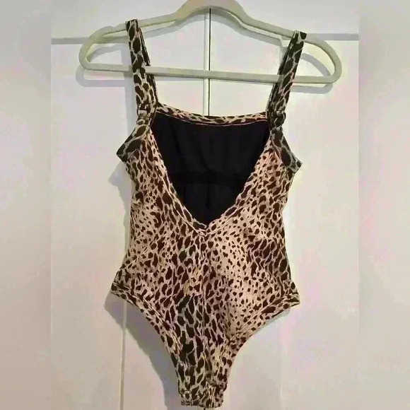 Zulu & Zephyr Animal Print One-piece Swimsuit Size XS - Picture 4 of 7